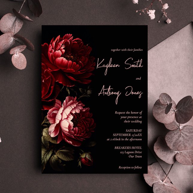 Convite As flores escuras e escuras do casamento. (Moody dark vintage crimson red roses floral wedding all in one invitation template instant download)