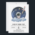 Convite Astronauta Blue Comet Kids Astronauta Birthday<br><div class="desc">Embarque em uma viagem celestial com nosso convite de aniversário do Blue Comet Kids Astronaut Boy! Este design charmoso combina perfeitamente o entusiasmo da trilha de um cometa com elementos adoráveis, criando um convite que é simultaneamente encantador e cativante. Imaginem o nome do vosso pequeno astronauta a tornar-se parte desta...</div>