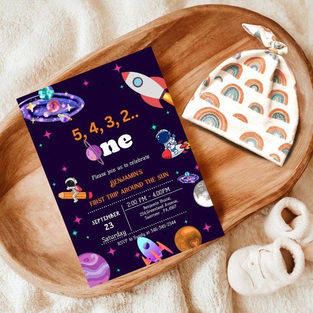 Convite Astronauta Space primeira viagem ao redor do anive (Criador carregado)