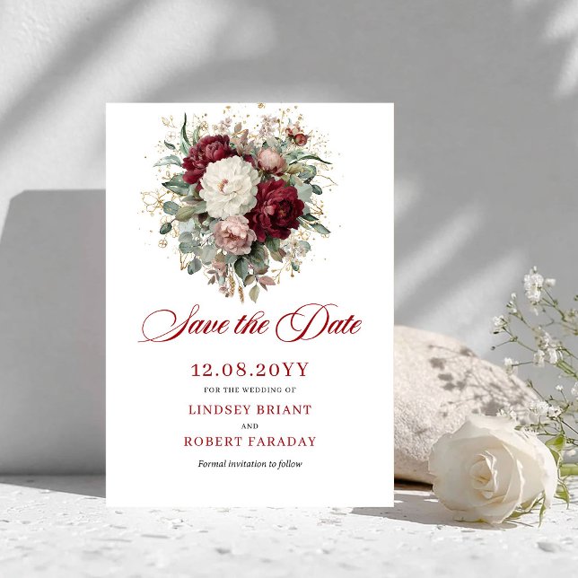 Convite Atemporal Bege Burgundy Floral Save The Da (Timeless Blush Burgundy Floral Save The Date)