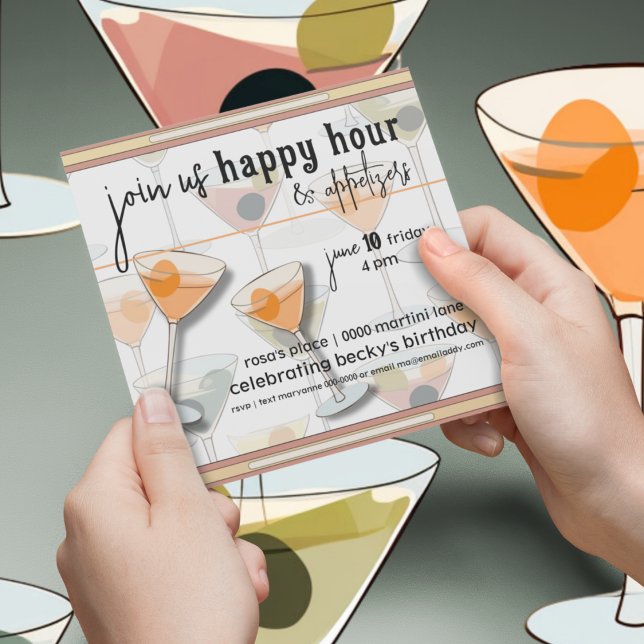 Convite Azeitonas modernas de Meio século retrô e Martinis (Retro inspired happy birthday and happy hour customizable party invitation with martinis. )