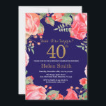 Convite Azul brilhante aniversário de 40 anos de Surpresa<br><div class="desc">Red Floral Surprise aniversário de 40 anos Convite para Mulheres. Flor Botânica De Aquarela Dourada Glitter. Flores Florais De Pêonias Rosa. Aniversário Adulto. Fundo Azul marinho. Para mais personalização,  clique no botão "Personalizar" e use nossa ferramenta de design para modificar este modelo.</div>