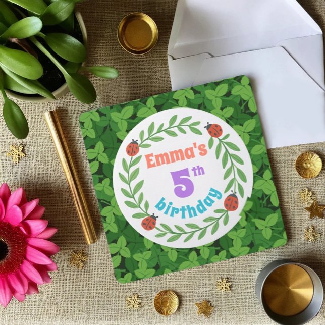 Convite Azul personalizado bonito - 5 Folybug e Folha - An (Criador carregado)