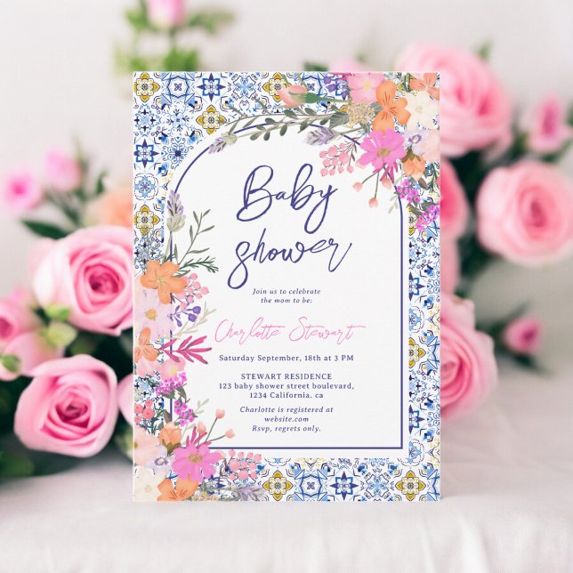 Convite Azulejos azuis italianos chá de fraldas aquoso (Italian blue tiles watercolor floral baby shower invitation)