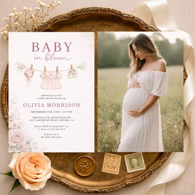 Convite Baby in Bloom Pink Clothesline Photo Baby Shower (Criador carregado)