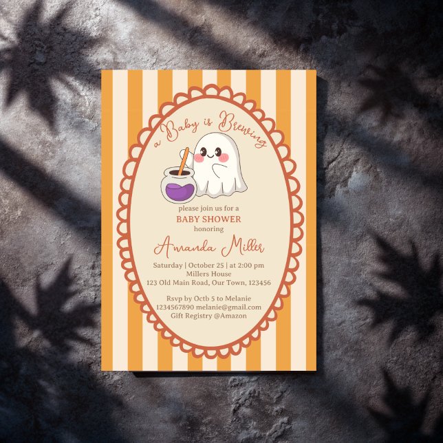 Convite Baby is brewing cute ghost Halloween baby shower (Baby is brewing cute ghost retro stripes Halloween baby shower Invitation cards template)