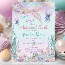 Bacia Sereia Eetérea Sob A Piscina Marinha Anivers