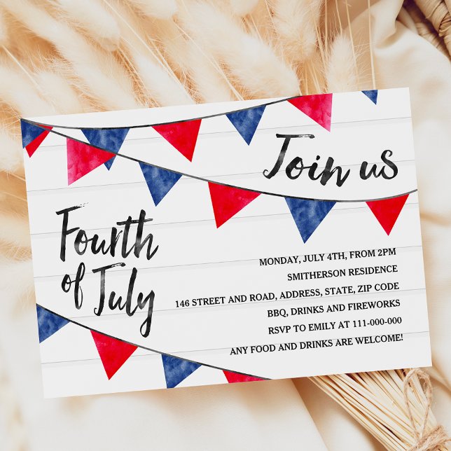 Convite Bandeiras modernas de fachada azul-de-fachada made (Modern red blue bunting flags wood 4th of July Invitation)