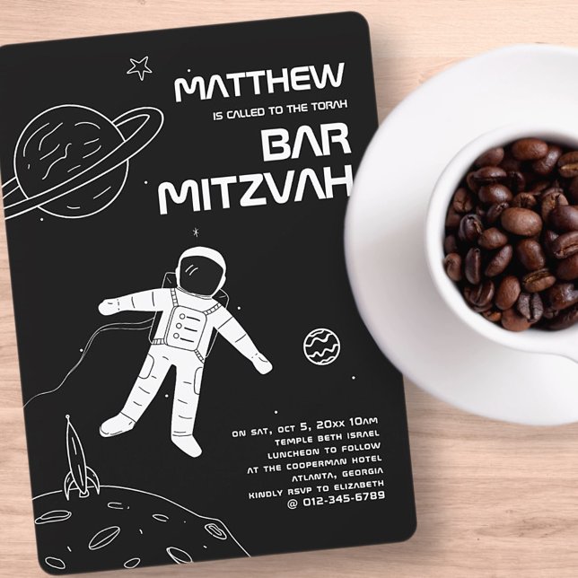 Convite Bar Mitzvah Astronauta Moderno Negro e Branco (Criador carregado)