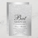 Convite Bat Mitzvah - Glitter metálico ombre<br><div class="desc">Design de folha metálica ombre glitter-prateada e luxuosa,  com elegante tipografia caligráfica para um convite Bat Mitzvah.</div>
