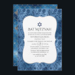 Convite Bat Mitzvah, Padrão de Sereia Azul<br><div class="desc">A sereia de folhas brilhantes do templo bat mitzvah convida em sotaque de azul desenhado para ser rápida e facilmente personalizado de acordo com as especificações do seu evento.</div>