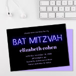 Convite Bat Mitzvah Purple Neon Lights Salva A Data<br><div class="desc">O legal morcego moderno mitzvah salvou o anúncio da data com "bat mitzvah" em luzes néon roxas brilhantes contra um fundo preto.</div>