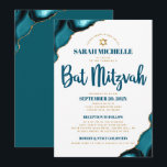 Convite Bat Mitzvah Turquesa Ágata Script 2 Local Moderno<br><div class="desc">Sinta orgulho, regozije-se e exiba esse marco da sua Bat Mitzvah favorita! Envie esse convite legal, único, moderno e personalizado para um evento inesquecível. Tipografia em azul-teal escuro e Estrela de Davi em dourado falso sobre um fundo branco simples e limpo, acentuado com ágata azul-turquesa e veias em dourado falso....</div>