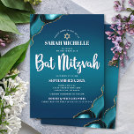 Convite Bat Mitzvah Turquoise Agate Script Moderno<br><div class="desc">Tenha orgulho, alegria e mostre este marco do seu Bat Mitzvah favorito! Enviar este convite legal, único, moderno e personalizado para um evento que se lembre. A tipografia da escrita branca e uma estrela dourada falsa de David sobrepõem um fundo azul-azul-turquesa profundo com agato azul-turquesa acentuado com veias douradas falsas....</div>