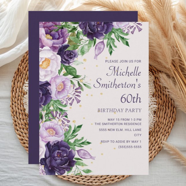 Convite Batida Floral Roxa 60º Aniversário (Elegant purple watercolor floral women's 60th birthday party invitation)