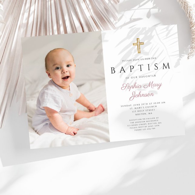 Convite Batismo de Menina Foto Cruz Script Rosa Moderno (Modern Pink Script Cross Girl Photo Baptism )