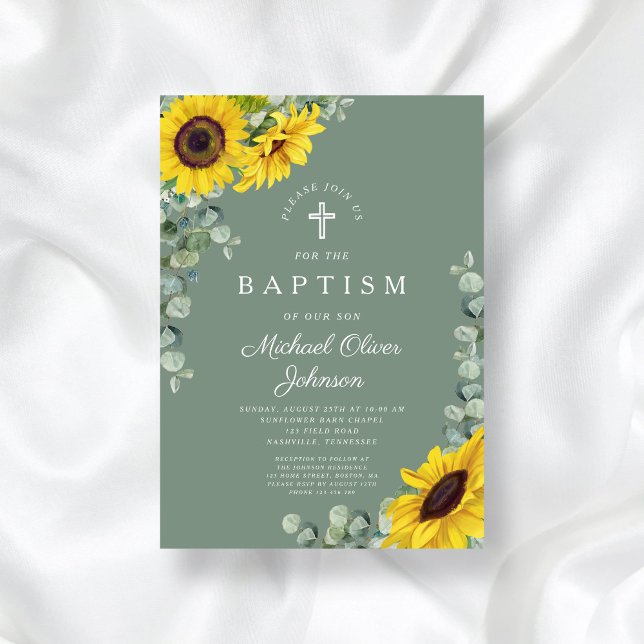 Convite Batismo Verde da Cruz de Girassol Elegante (Elegant Sage Green Sunflower Cross Baptism Invitation)