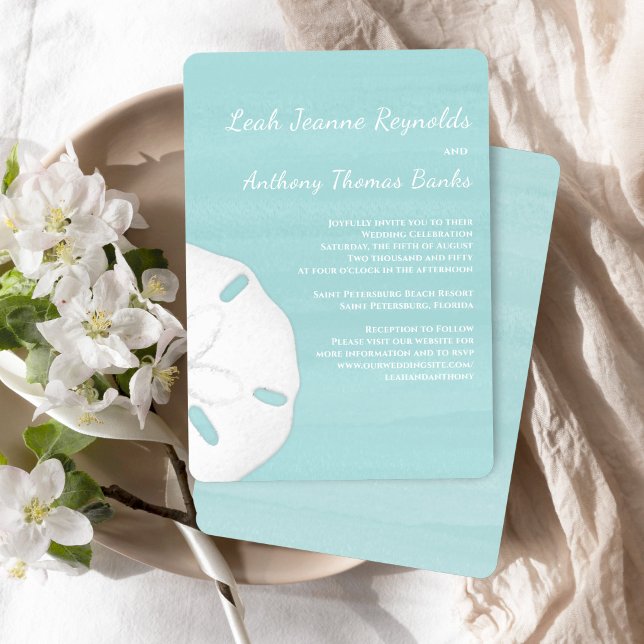 Convite Beach Wedding Watercolor Sand Dollar Invitation (Turquoise beach wedding invitation with watercolor ocean and elegant sand dollar detail)