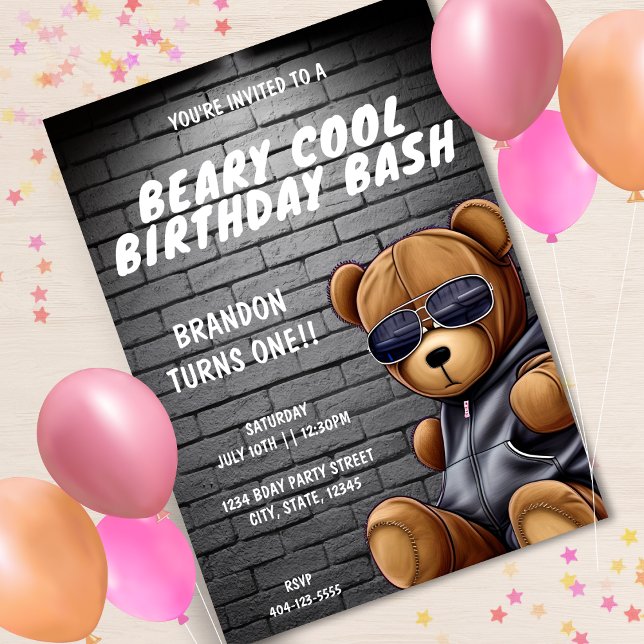 Convite Beary Hip Hop Teddy Bear Primeira Festa de anivers (Hip hop teddy bear first birthday party invitation with grey brick wall background)
