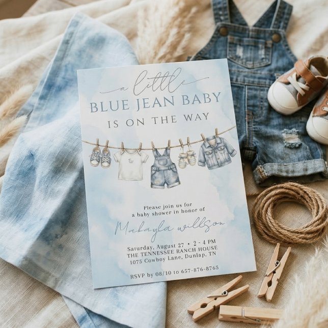 Convite Bebê Calça Jeans Azul Pequeno a Caminho Chá de Beb (Criador carregado)