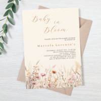Bebê em flores silvestres creme chá bege