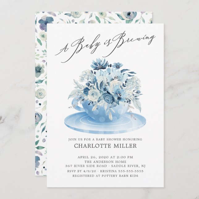 Convite Bebê está criando chá de bebê azul floral (Frente/Verso)