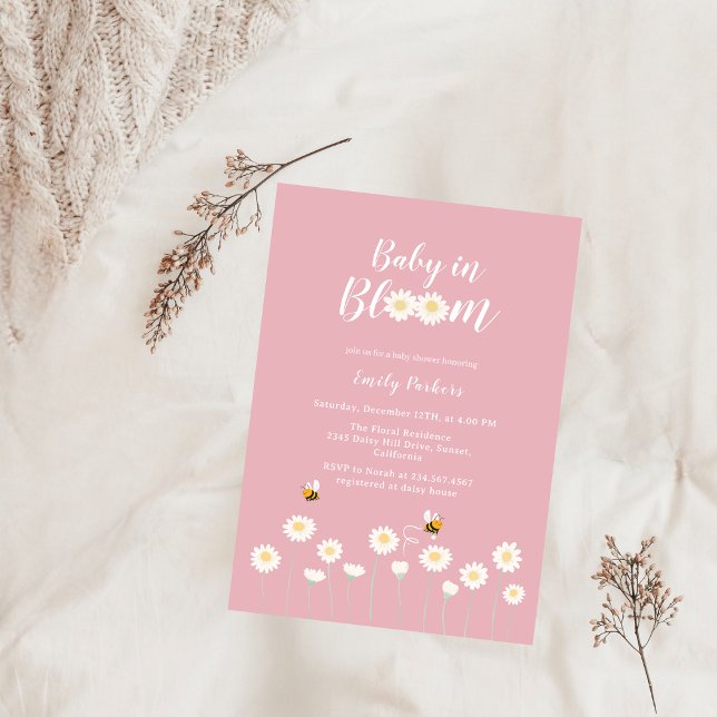 Convite Bebê Floral Rosa-Rosa-Esbranquiçada Em Chá De Rapa (Blush Pink Daisy Floral Baby In Bloom Girl Shower Invitation)