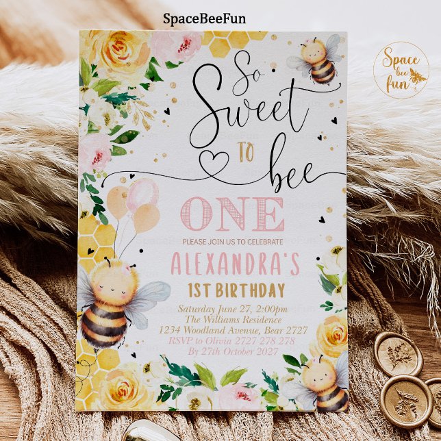 Convite Bebê Mel Aniversário convidando Menina Tão Doce de (Bee Honey Birthday invitatiin Girl So Sweet to Bee invites Bee Honey Party Pink One birthday invite )