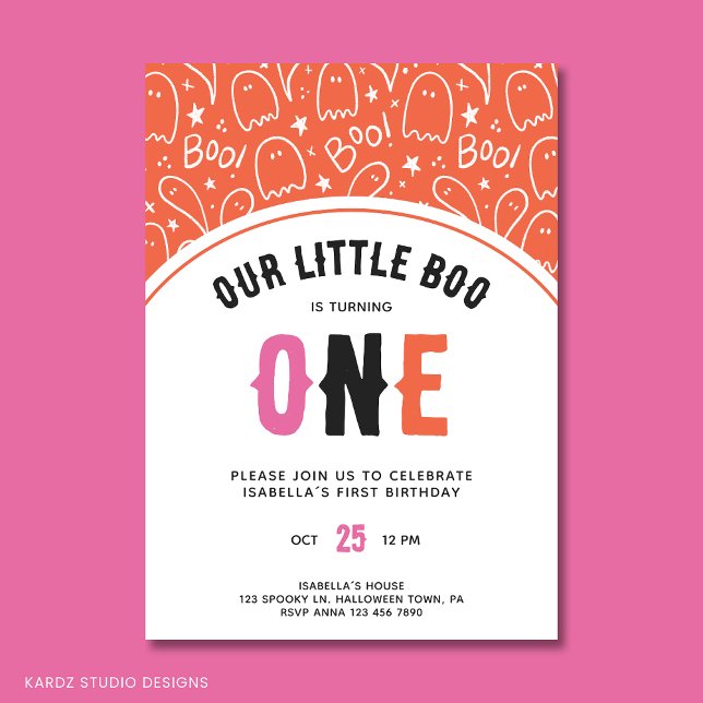 Convite Bela Menina Boo do Halloween Primeiro Aniversário (First Birthday Party Invitation for a Little Boo. In pink orange and black Halloween colors.)