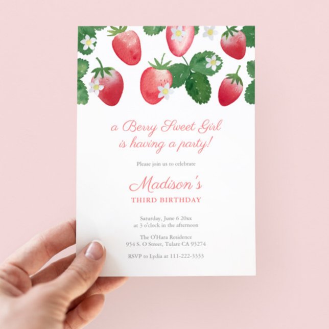 Convite Berry Sweet Little Girl Strawberry Festa de aniver (A Berry Sweet Girl Is Having A Party Watercolor Strawberries birthday invitation with buffalo check )