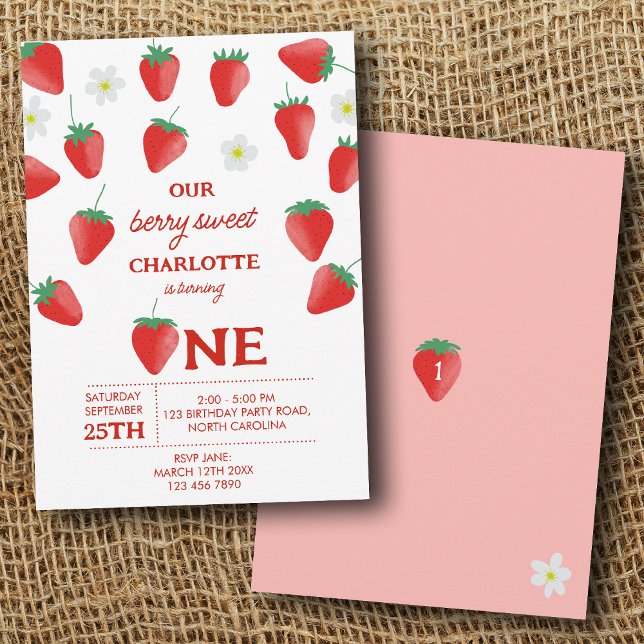 Convite Berry Sweet primeiro aniversario Strawberry Tornin (Berry Sweet 1st Birthday Strawberry Turning One Invitation)