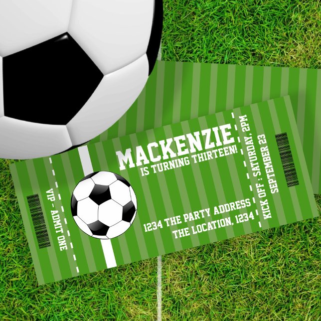 Convite Bilhete Novidade do Futebol Personalizado (Soccer Novelty Ticket Personalized Invitation by Ricaso. Football or soccer fans party invites)