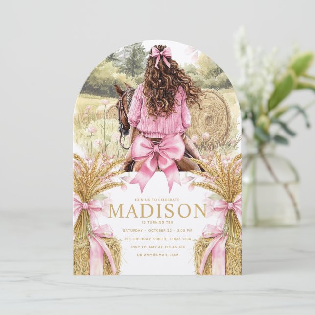 Convite Birthday Invitation Brunette Girl Riding Horse (Em pé/Frente)