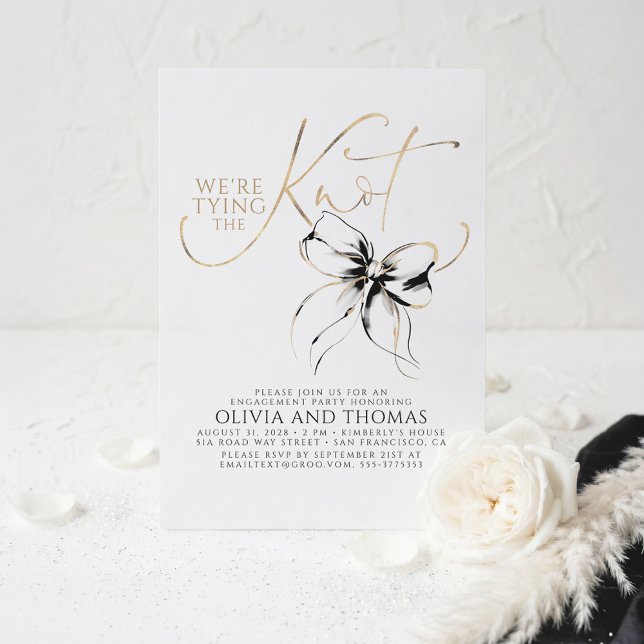 Convite Black Bow Elegant Whimsical Engagement Party (We Are Tying The Knot Black Bow Whimsical Modern Engagement Party Invites)