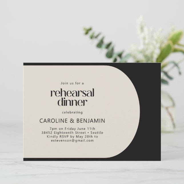 Convite Black Cream Bold Arch Modern Rehearsal Dinner (Em pé/Frente)