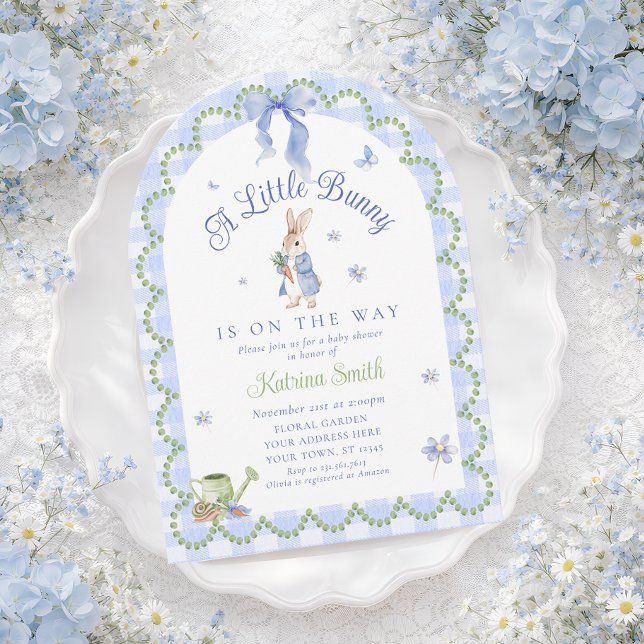 Convite Blue Bunny Rabbit Gingham Baby Shower (Criador carregado)