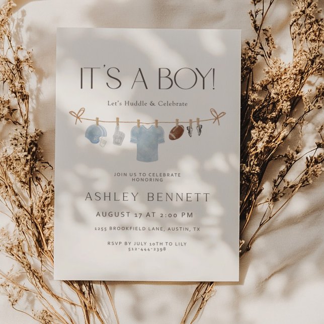 Convite Blue Clothesline It’s a Boy Football Baby Shower (Criador carregado)