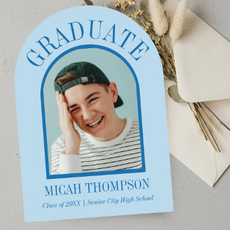 Convite Blue Modern Arch Grad Photo Announcement 