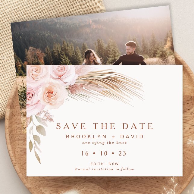 Convite Boho Blush Floral Weding The Date Card (Boho Floral Wedding Save The Date Card Template, Bohemian Floral Save The Date With Photo, Pampas )