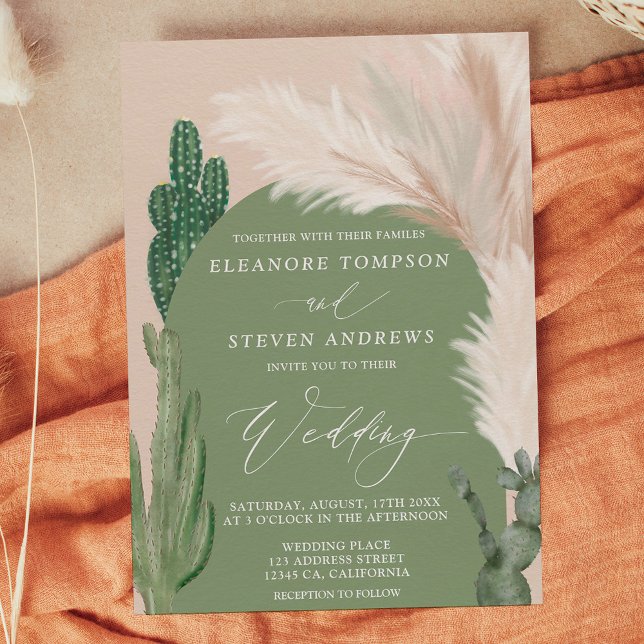Convite Boho cactus pampas arca verde terra casamento (Boho cactus pampas arch green earth tone wedding invitation on dark green)