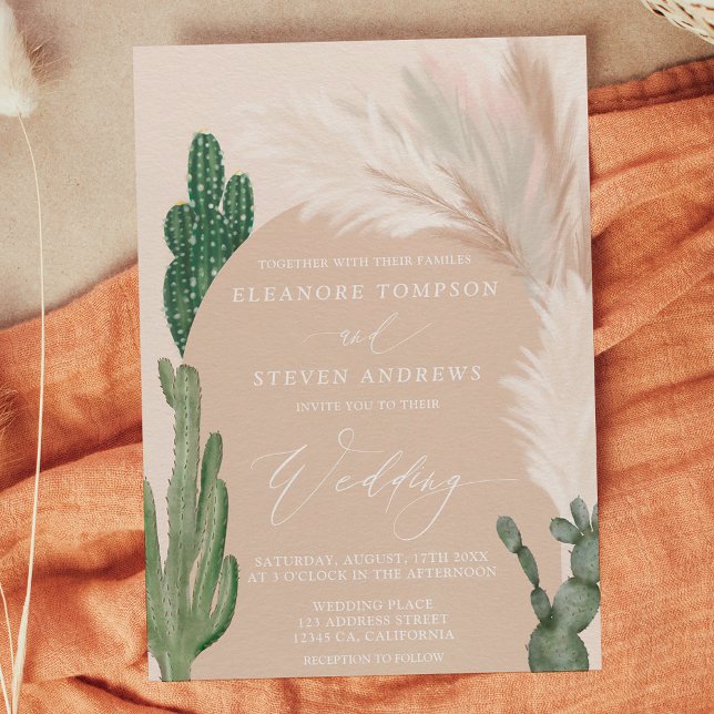 Convite Boho cactus pampas arch beige Earth casamento (Boho cactus pampas arch beige earth tone wedding invitation)