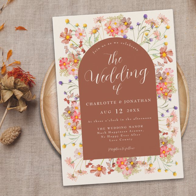 Convite Boho Fall Wildflower Terracotta Casamento (Boho fall Wildflower elegant floral arch Wedding invitation script terracotta burnt orange beige )