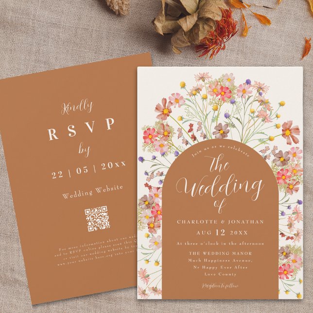 Convite Boho Fall Wildflower Terracotta Casamento (Boho fall Wildflower floral arch terracotta burnt orange Wedding invitation and RSVP website QR code)