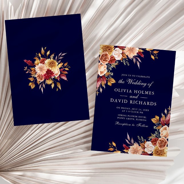 Convite Boho Moderno Marinho Azul Laranja Queimado Casamen (Boho Modern Navy Blue Burnt Orange Floral Wedding Invitation on a sunny neutral dry palm leaf.)