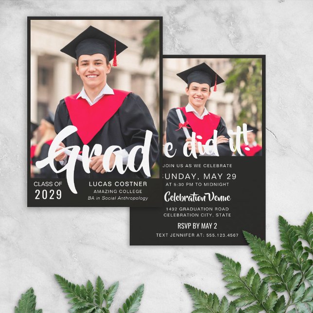 Convite Bold Custom Graduation Announcement & Party Invite (Criador carregado)