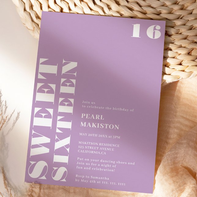 Convite Bold, simples lavanda branca, doce, 16 anos (Bold simple white lavender sweet 16 birthday invitation)