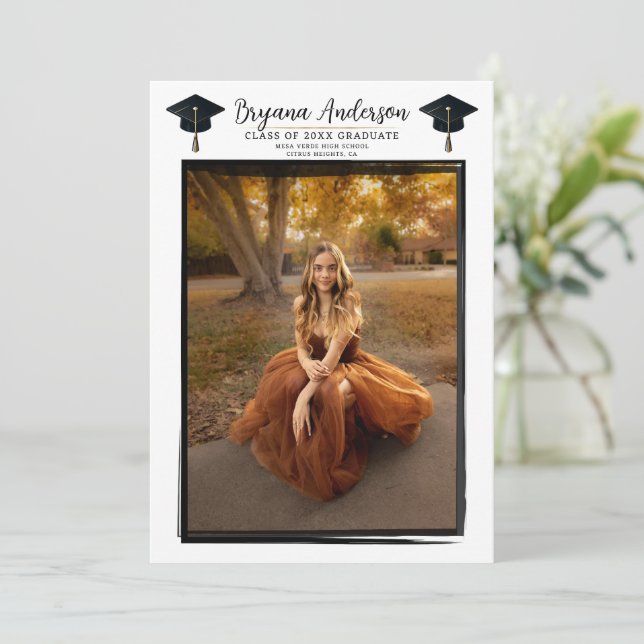 Convite Boné de formatura de Trendência de Quadro Preto de (Em pé/Frente)