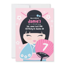 Bonita Boneca Kokeshi Aniversário