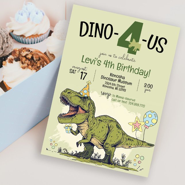 Convite Bonita Cartoon Dinossauro Dino-4-us 4ª Festa de An (Cute Funny cartoon dinosaur wearing a party hat four 4th birthday party invitation, dino-4-us, green)