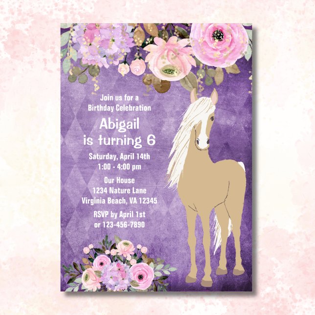 Convite Bonito Palomino Cavalo Rosa Púrpura Floral Púrpura (Front - Pretty Palomino Horse Pink Purple Floral Birthday Invitation)